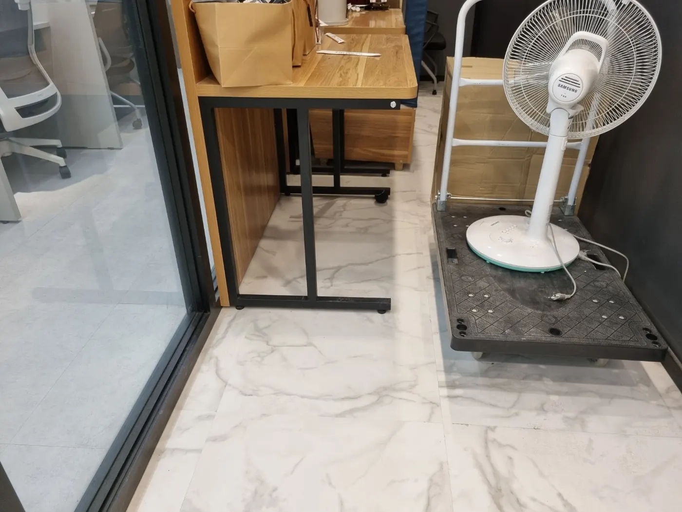데스크·수납장 정리 — 차황면 학원청소 현장