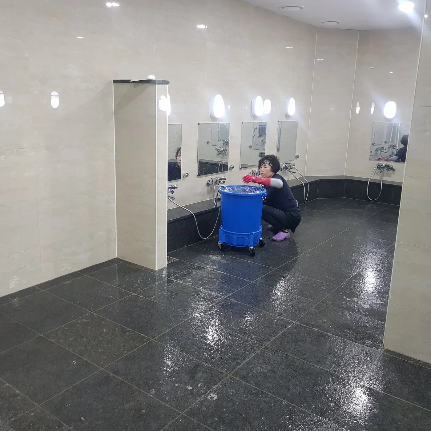 타일 줄눈 세정 — 진주시 목욕탕청소 현장