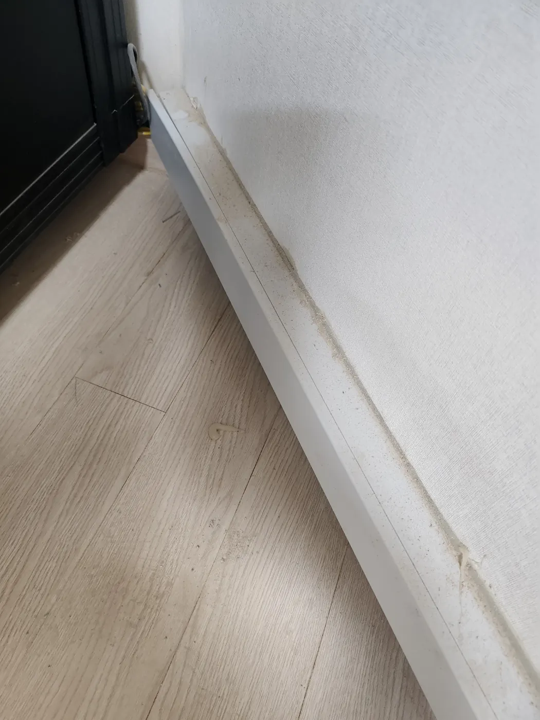 바닥 마감 상태 — 서상면 어린이집청소 현장
