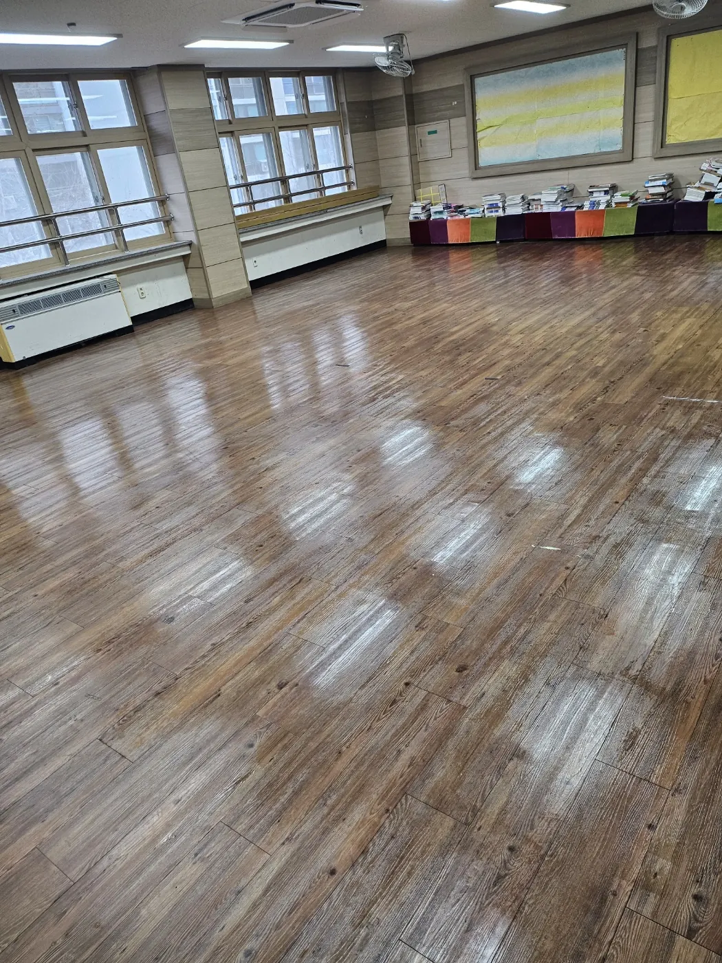 왁스 재코팅 — 사천시 학교청소 현장