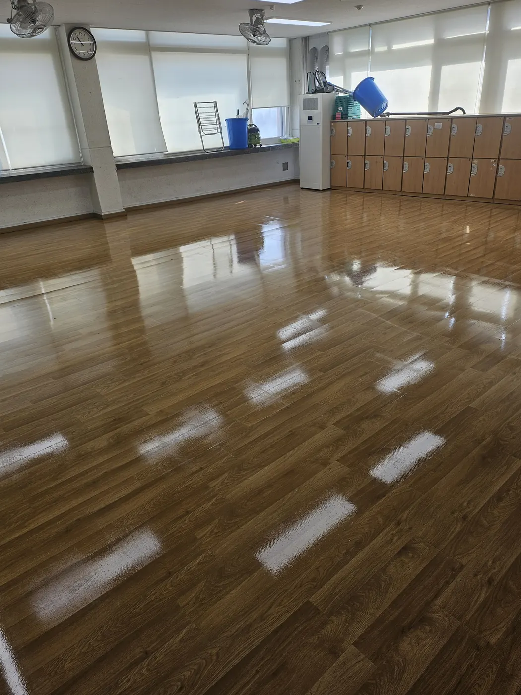 왁스 재코팅 — 백전면 학교청소 현장