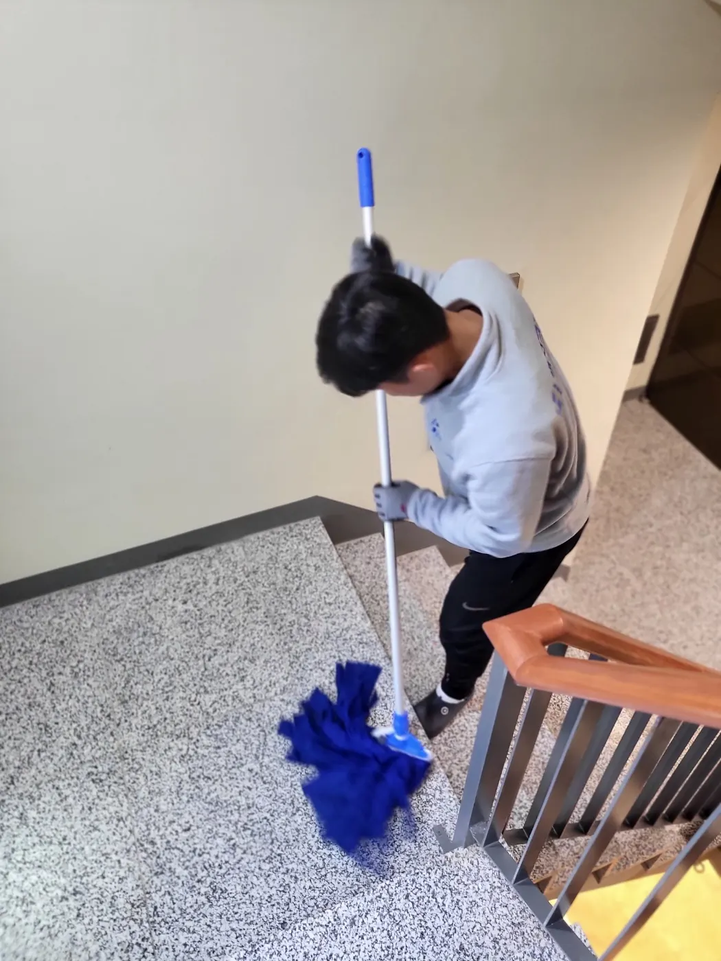 경남서부 계단청소 시공 현장 — 계단실 마감